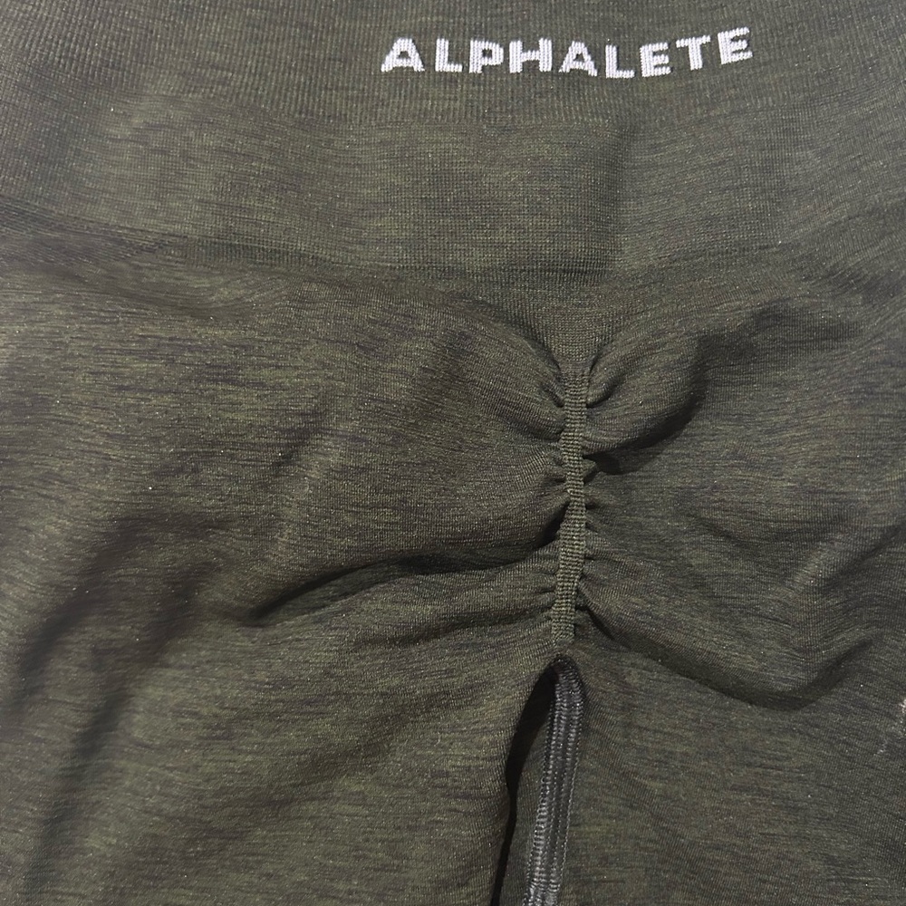 Alphalete Dark Green Scrunch Leggings